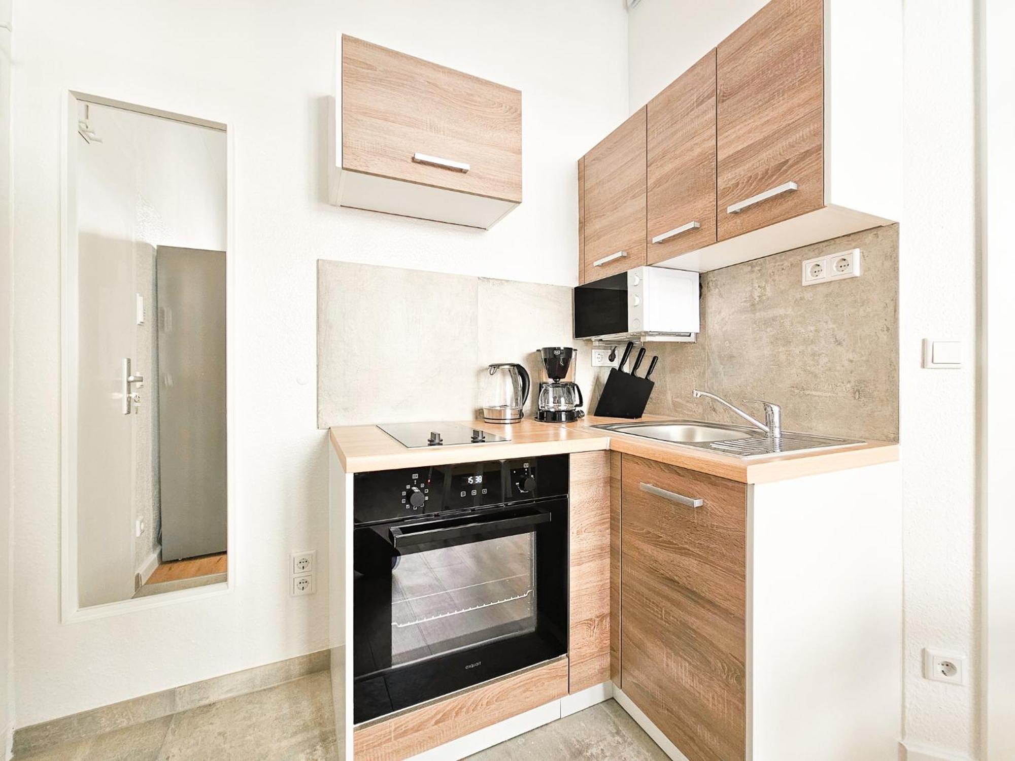Raj Living - Studio Wohnungen - 15 Min Zur Messe Dus Düsseldorf Esterno foto