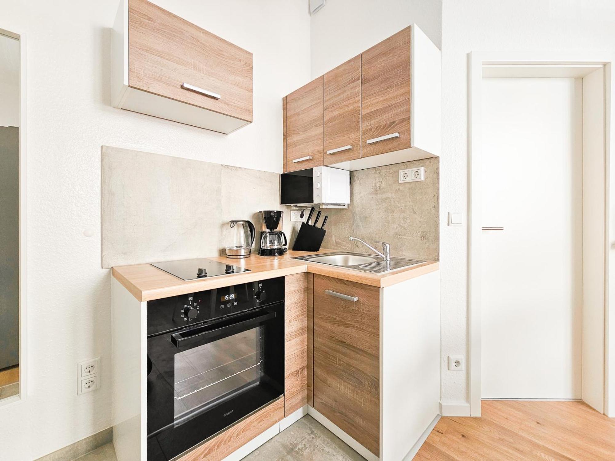 Raj Living - Studio Wohnungen - 15 Min Zur Messe Dus Düsseldorf Esterno foto